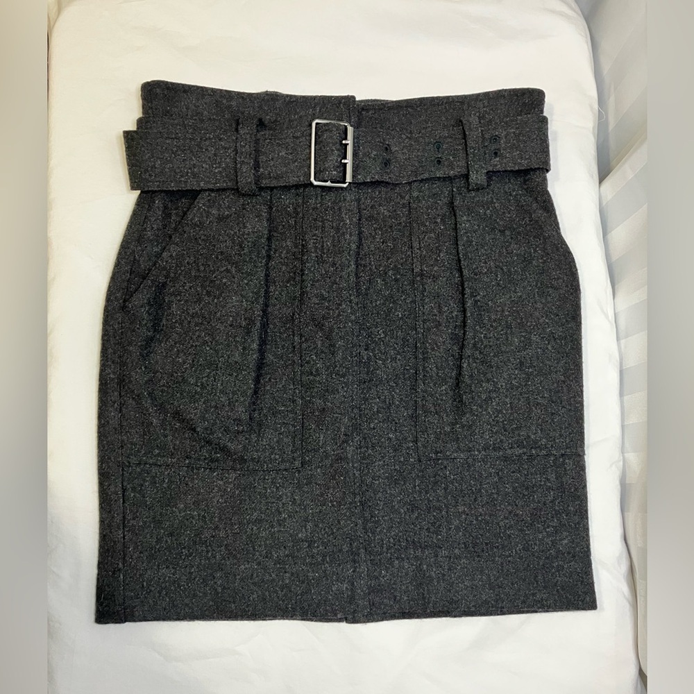Vtg Burberry Brit Grey Charcoal Grey Wool Mini Skirt Size USA 2 | UK 4 | ITA 36